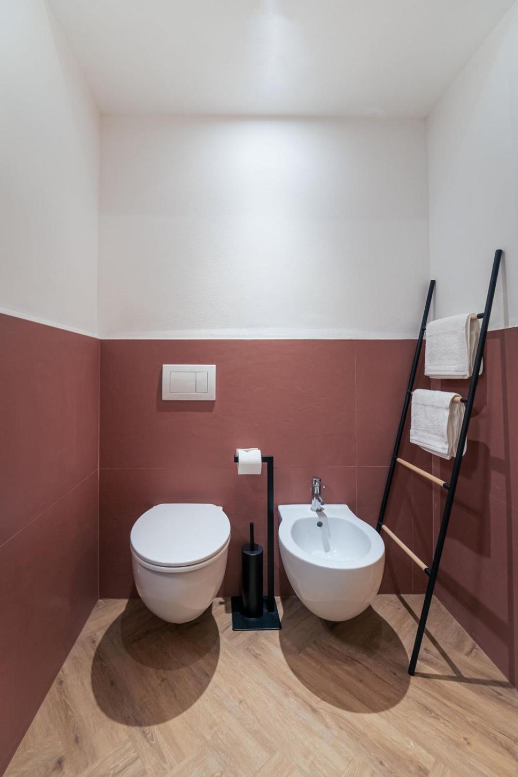 Elegant Design Apartment In Historical City Center 카타니아 외부 사진